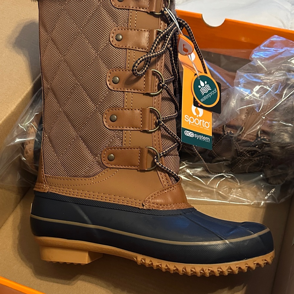 Sporto Women's Tan and Black Winter Boots